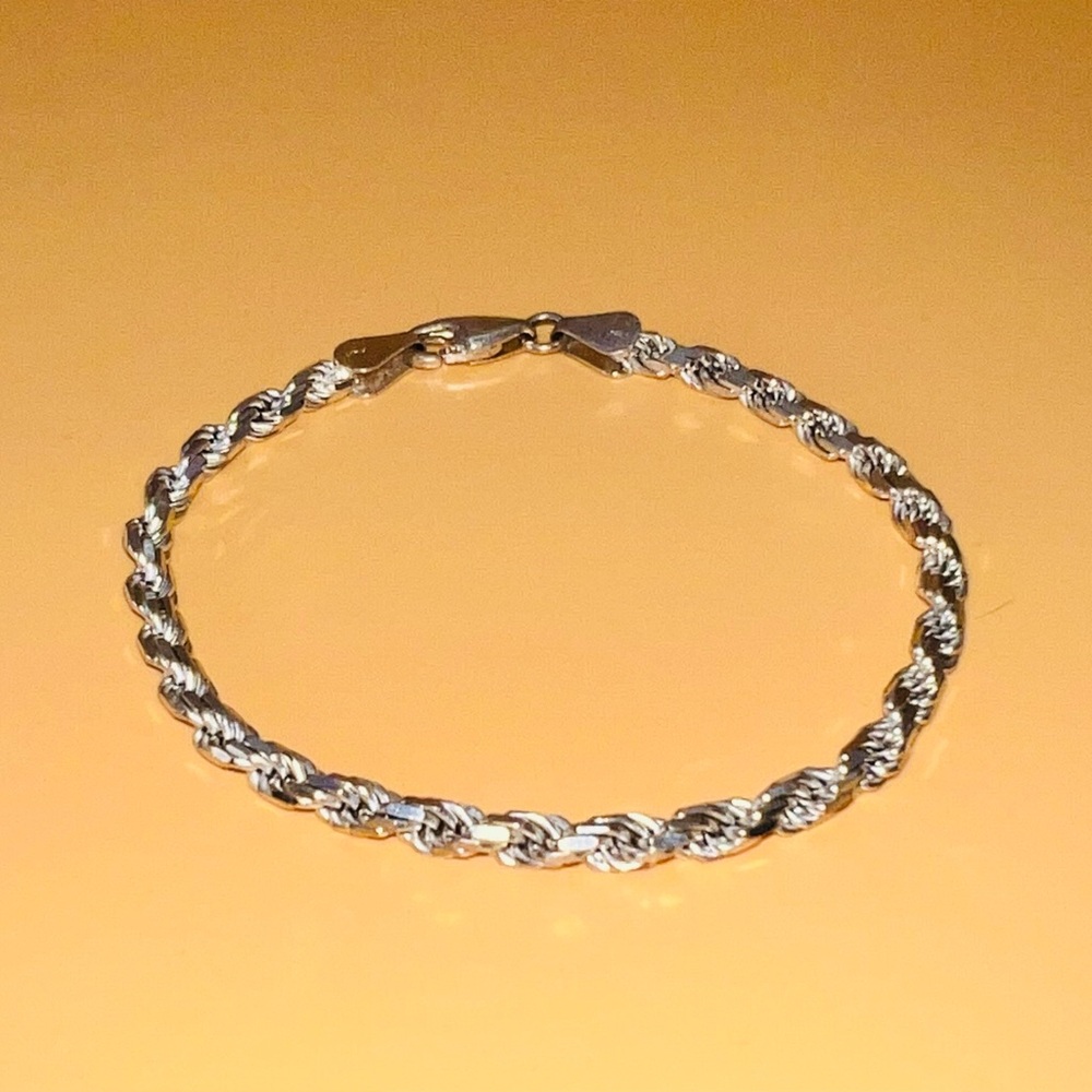Elegant Silver Rope Chain Bracelet